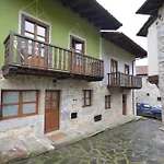 Casas Rurales La Bolera En Cabrales Landsted *