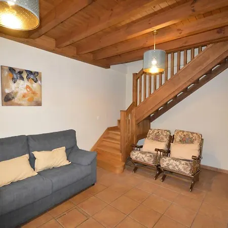 Casas Rurales La Bolera En Cabrales Country house *
